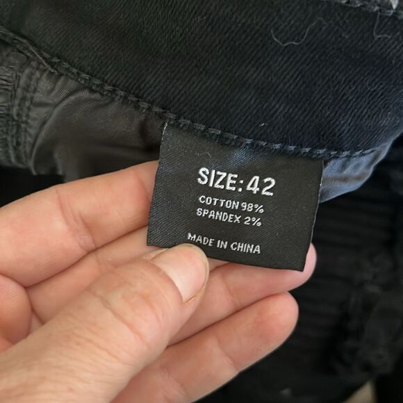 RXXKKK Men's Classic Regular Fit Zipper Fly Biker Jeans - Picture 10 of 16